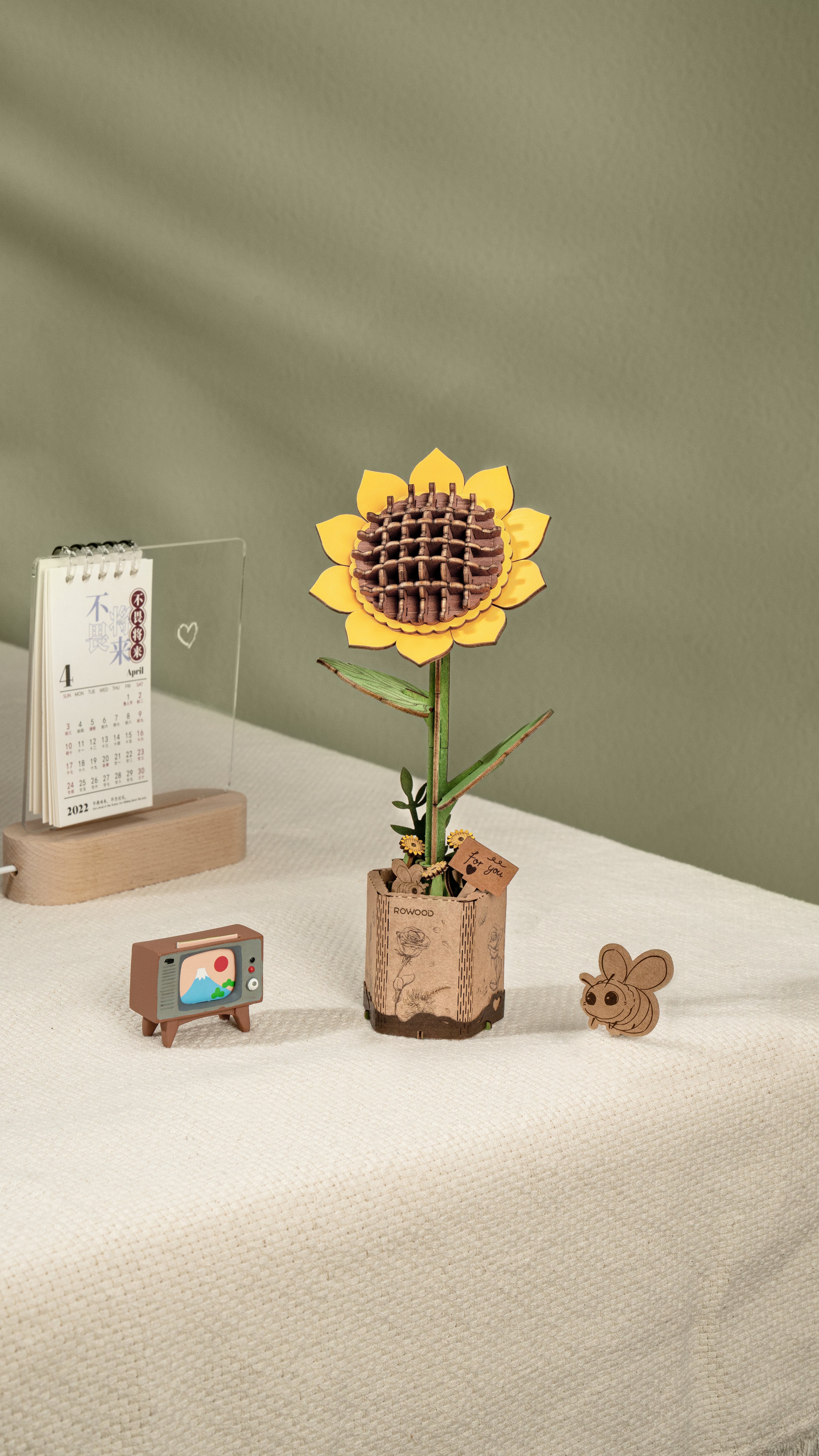 ROWOOD Sunflower — Flor de Madera Decorativa | 86 Piezas